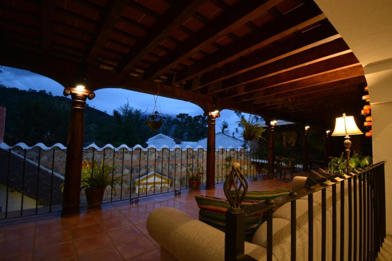 Hotel Palacio De Dona Beatriz Antigua Exterior photo